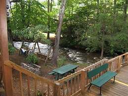 Jonathan Creek Inn and Villas