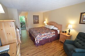 Jonathan Creek Inn and Villas