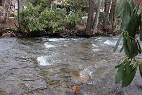 Jonathan Creek Inn and Villas