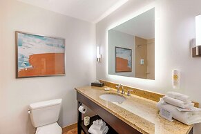 Comfort Inn & Suites Verona at Turning Stone Resort Casino