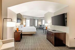 Comfort Inn & Suites Verona at Turning Stone Resort Casino