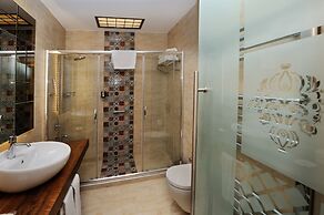 Collage Pera Hotel - Special Class