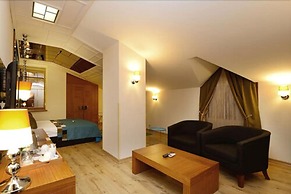 Collage Pera Hotel - Special Class