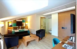 Collage Pera Hotel - Special Class