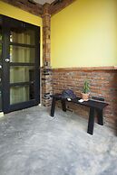 Motive Cottage Resort