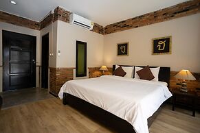 Motive Cottage Resort