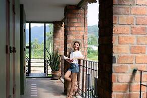 Motive Cottage Resort
