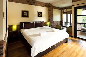 Motive Cottage Resort