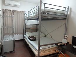 Grace Naha - Hostel