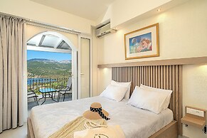 The L Suites & Apartments