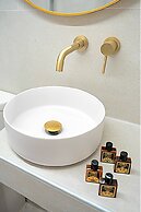 The L Suites & Apartments