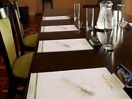 Cascade Country Manor