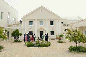 Cascade Country Manor