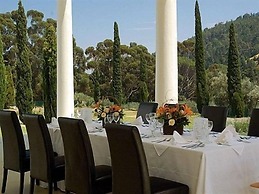 Cascade Country Manor