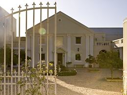 Cascade Country Manor