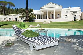 Cascade Country Manor