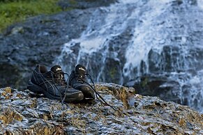 Cascade Country Manor