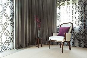 Cascade Country Manor