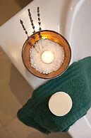 Cascade Country Manor