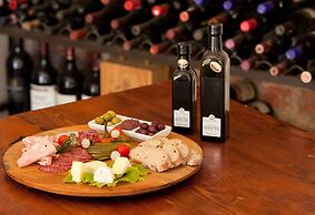 Cascade Country Manor