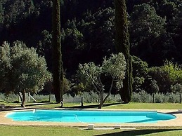 Cascade Country Manor