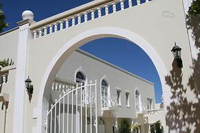 Cascade Country Manor