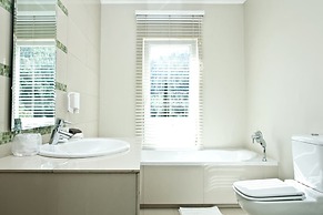 Cascade Country Manor