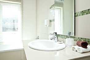 Cascade Country Manor