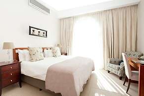 Cascade Country Manor