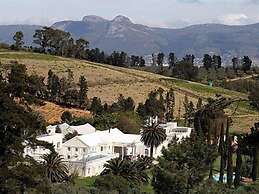 Cascade Country Manor