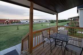 Arrowwood Resort at Cedar Shore