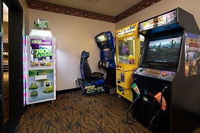 Arrowwood Resort at Cedar Shore