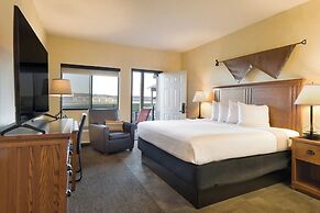 Cedar Shore Resort
