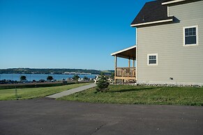 Arrowwood Resort at Cedar Shore