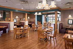 Arrowwood Resort at Cedar Shore