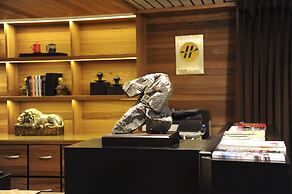 Pacific Business Hotel