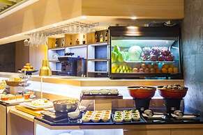 Pacific Business Hotel