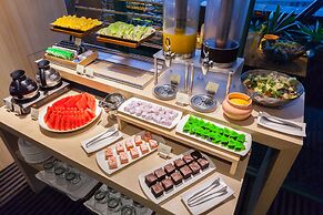 Pacific Business Hotel