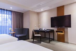 Pacific Business Hotel