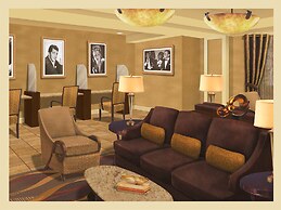 Hollywood Casino & Hotel