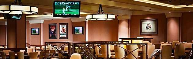 Hollywood Casino & Hotel