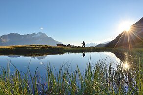 Fliana Arlberg Studios and Apartments