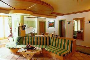 Fliana Arlberg Studios and Apartments