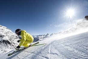 Fliana Arlberg Studios and Apartments