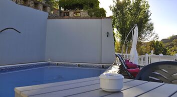 Villa Ignacia B&B