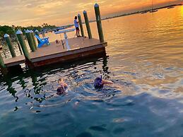 Sunset Cove Beach Resort