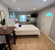 Sunset Cove Beach Resort