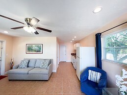 Sunset Cove Beach Resort