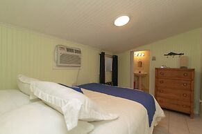 Sunset Cove Beach Resort