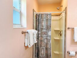 Sunset Cove Beach Resort